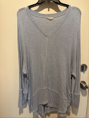 Westbound Light Blue V-Neck Long Sleeve Tunic Top